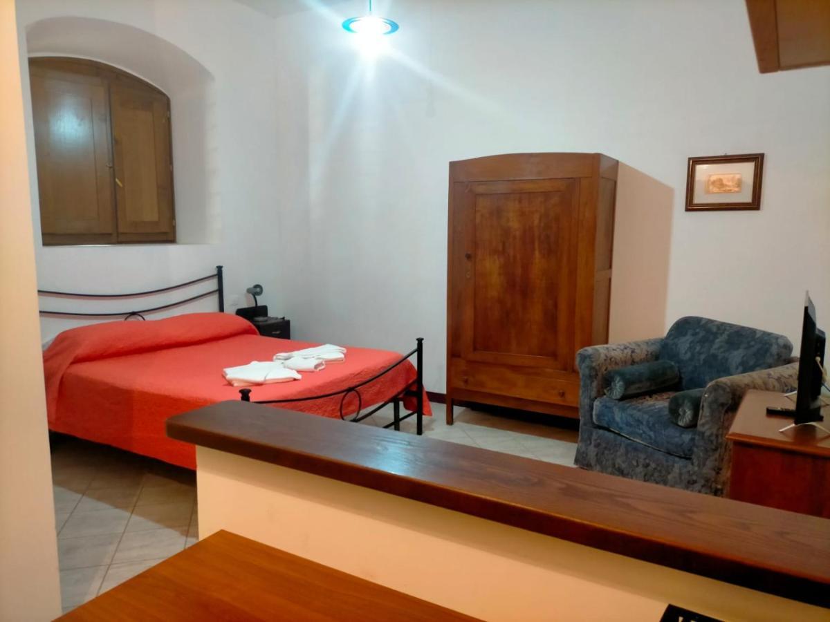 Antico Borgo La Commenda Aparthotel Montefiascone Ngoại thất bức ảnh